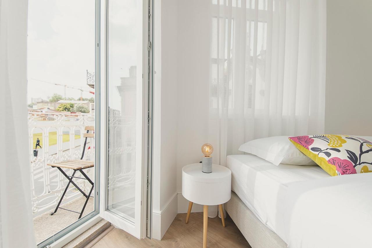 Vibrant Host Solutions - Heroismo'S Metro OOporto Exterior foto