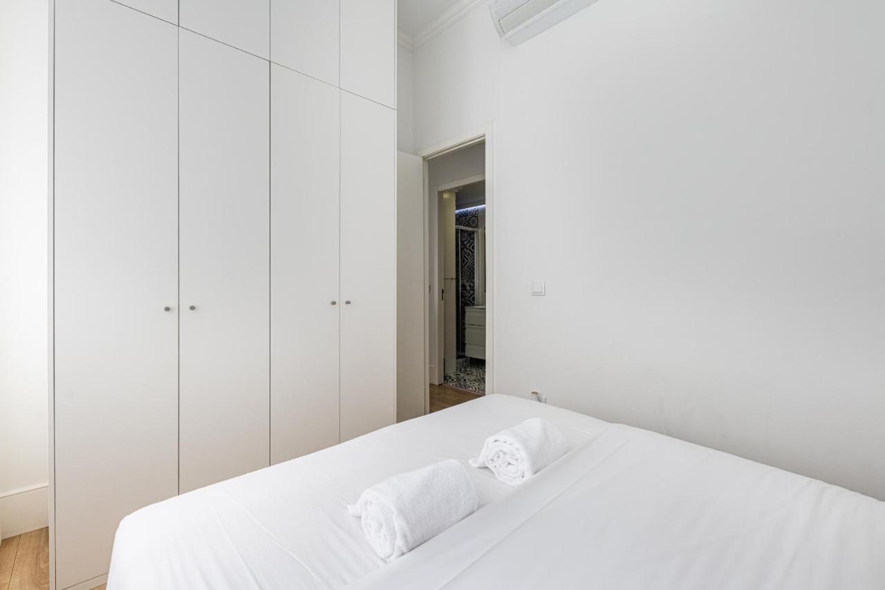Vibrant Host Solutions - Heroismo'S Metro OOporto Exterior foto