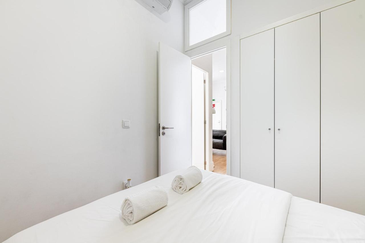 Vibrant Host Solutions - Heroismo'S Metro OOporto Exterior foto